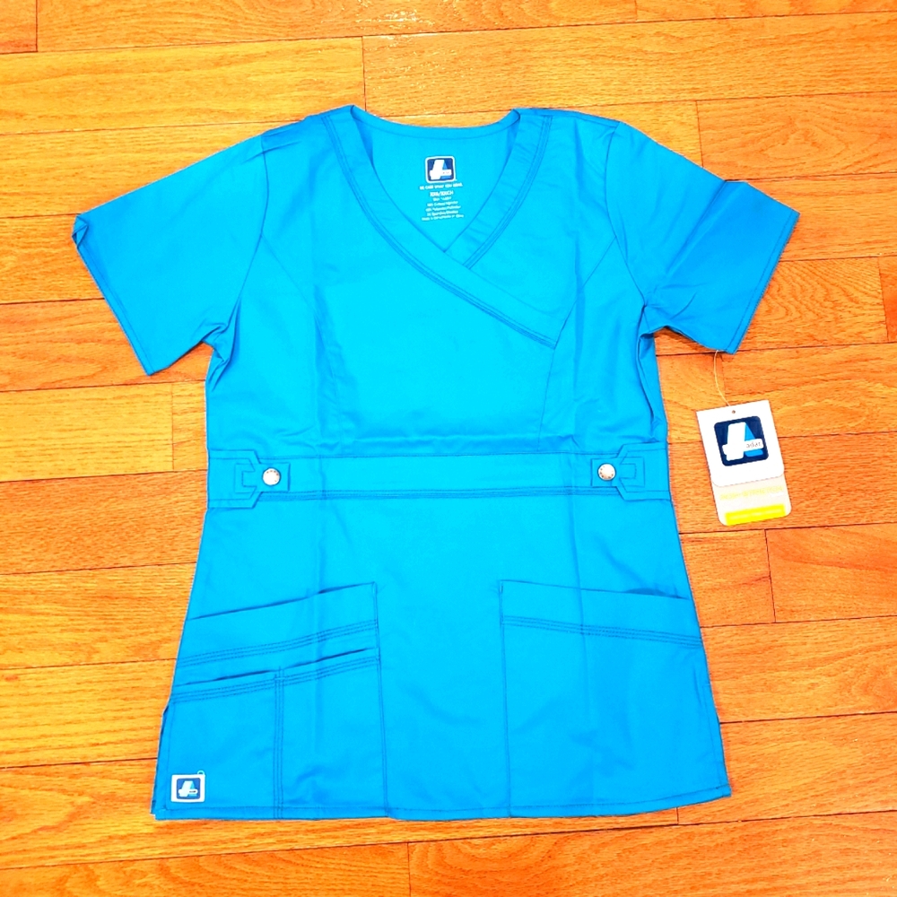 Adar: Nurses Scrub Set. - Picture 3 of 6